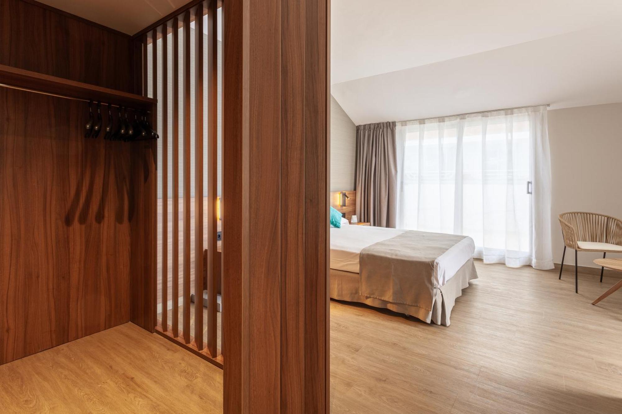 Dwo Sirius - Adults Only Hotel Santa Susanna Kültér fotó
